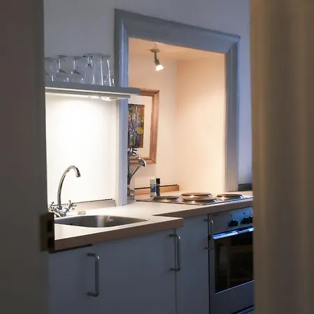 Apartment Herrenhaus Linker Seitenfluegel Ii - Boldevitzer Ruegenkaten Parchtitz
